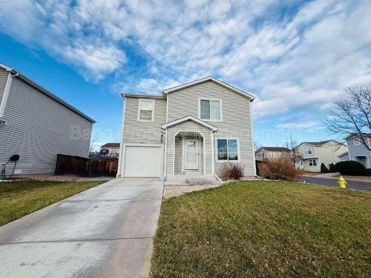1217 Bluejay Ave - Photo 2 of 10