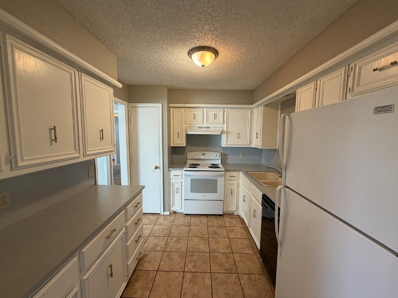 5828 2nd St - Photo 5 of 11