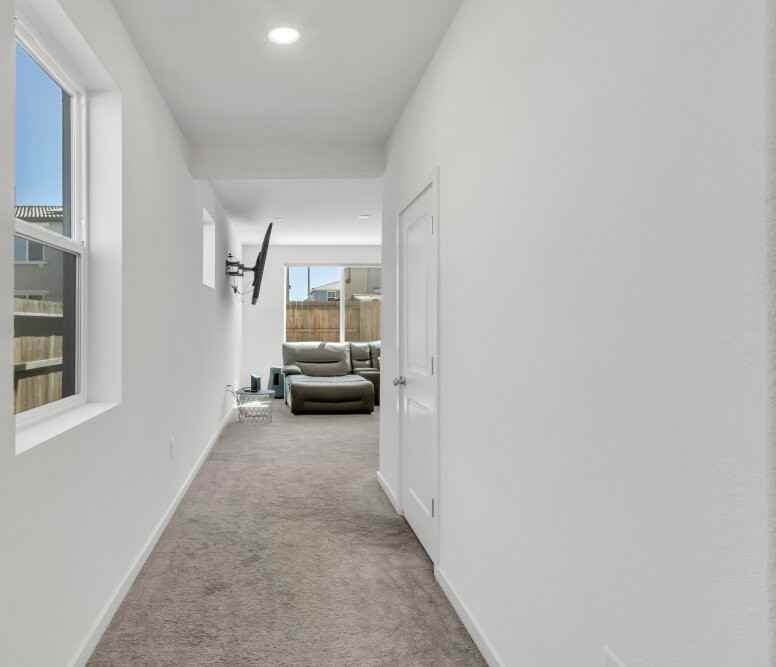 7657 Bracer Way - Photo 4 of 50