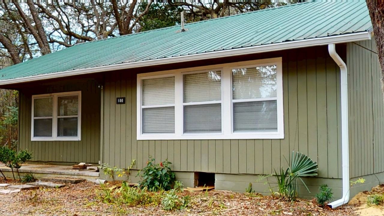 201 Florence Ave - Photo 2 of 17