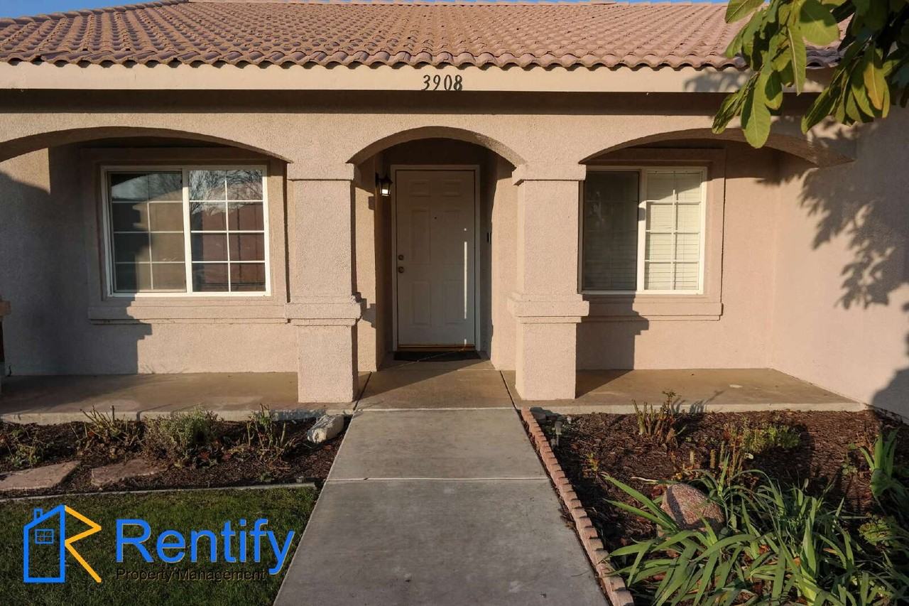 3908 White Sands Dr - Photo 3 of 29