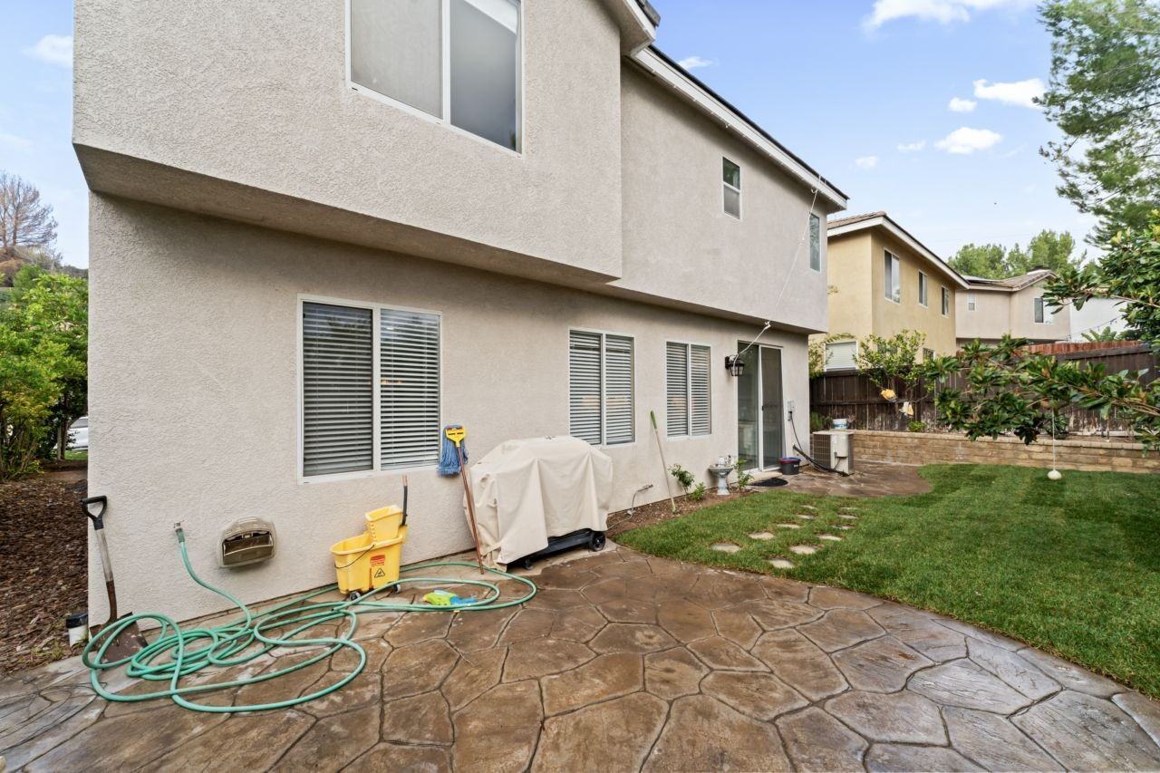 28654 Silverking Trl - Photo 3 of 23
