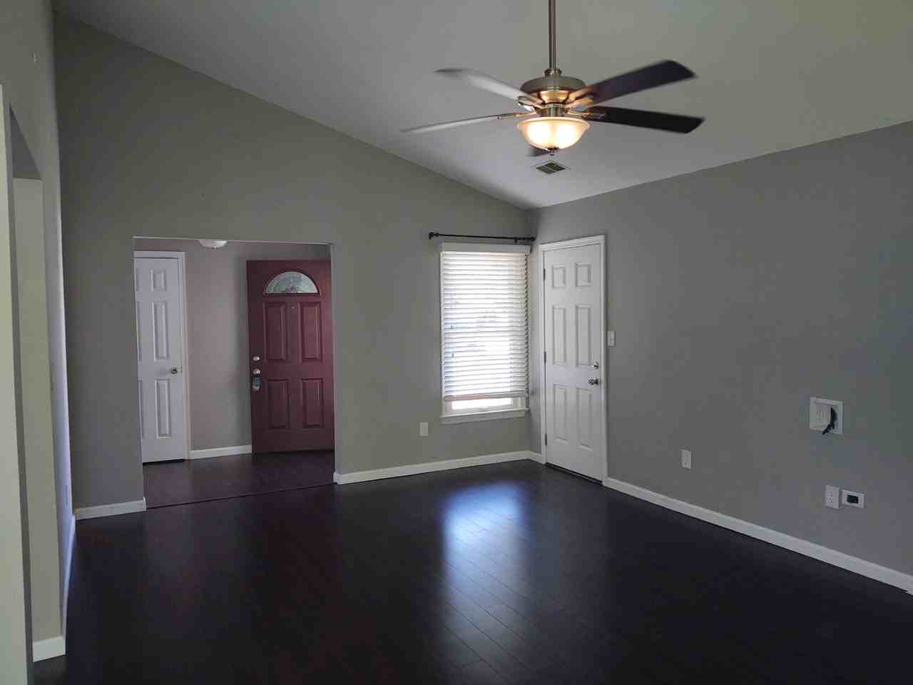 1921 Shepherds Gate - Photo 6 of 14