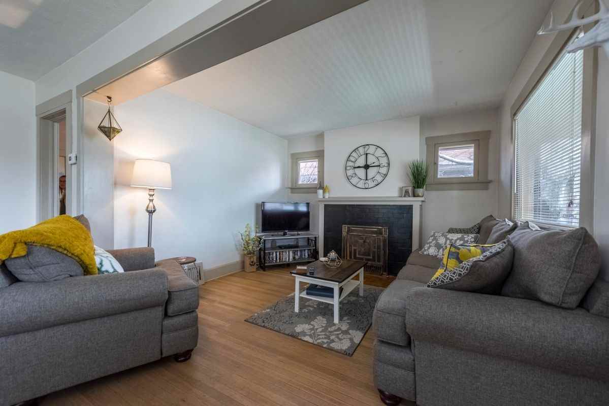 409 E Coatsville Ave - Photo 2 of 18