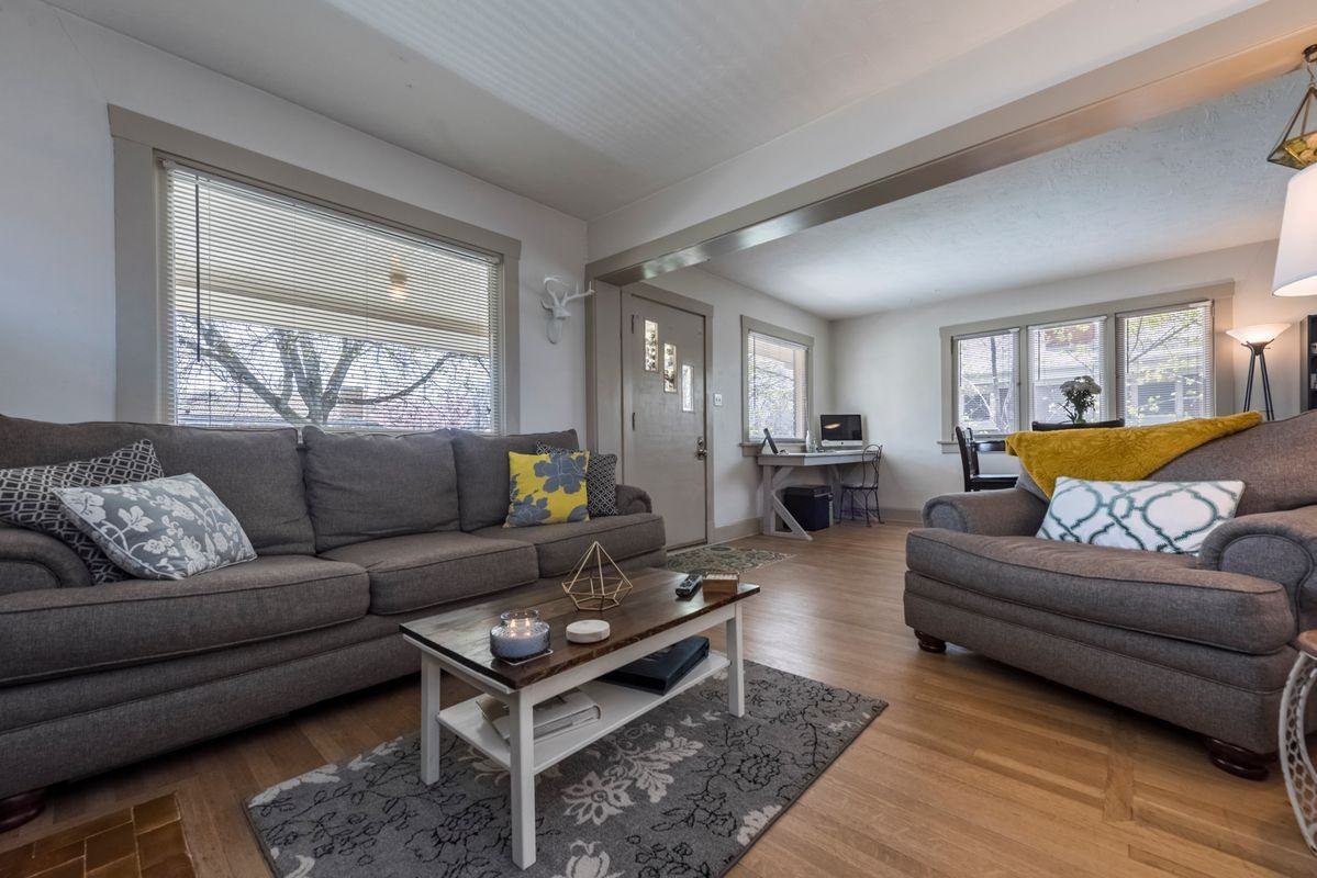 409 E Coatsville Ave - Photo 3 of 18