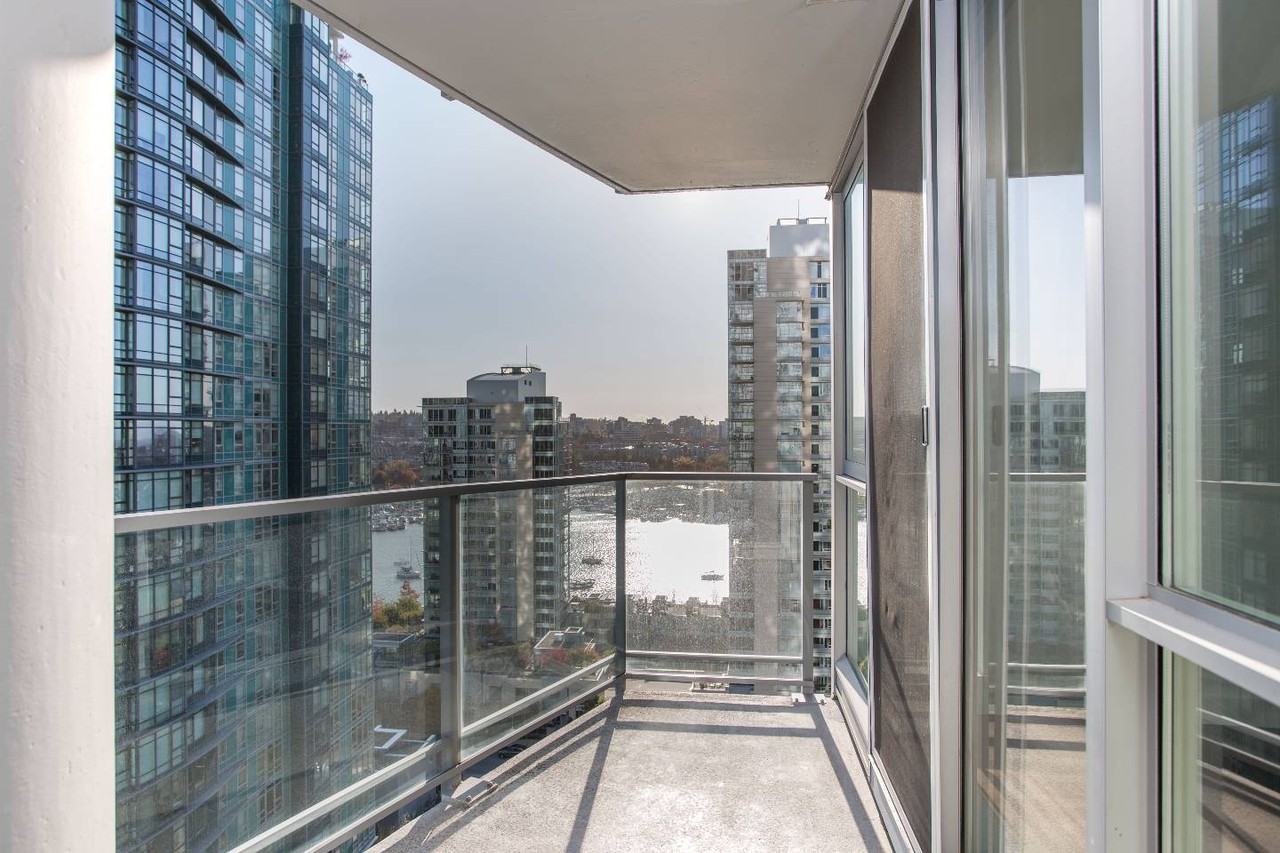 1408 Strathmore Mews #1901 - Photo 7 of 13