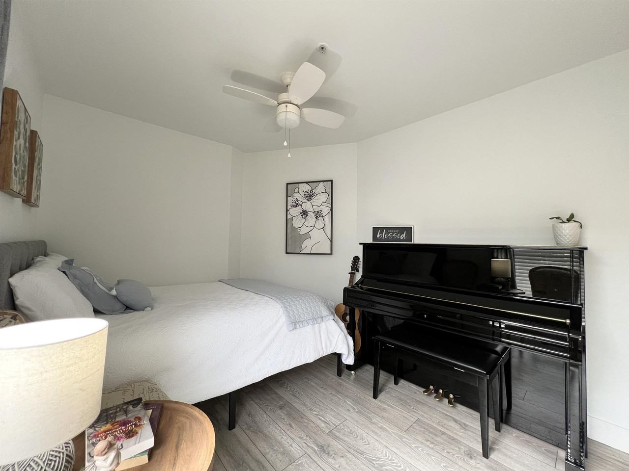 332 Lonsdale Ave #129 - Photo 5 of 50