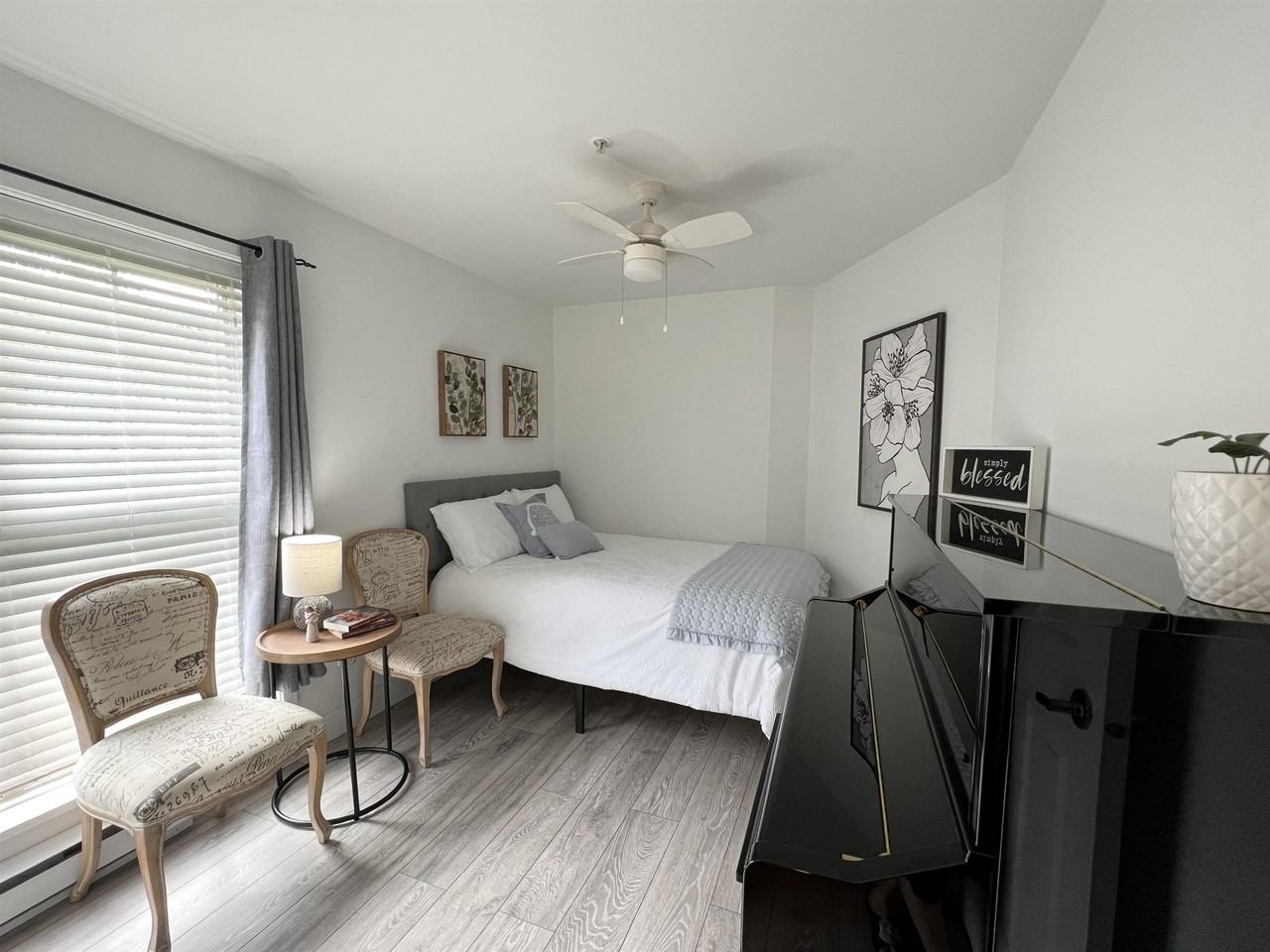 332 Lonsdale Ave #129 - Photo 6 of 50