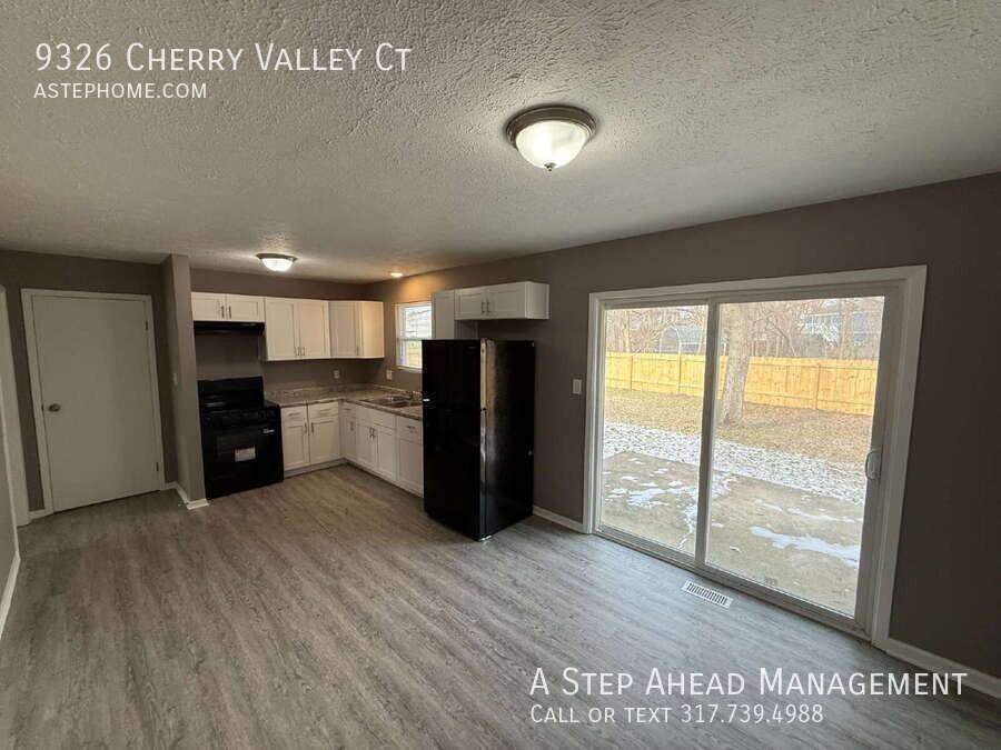 9326 Cherry Valley Ct - Photo 6 of 18