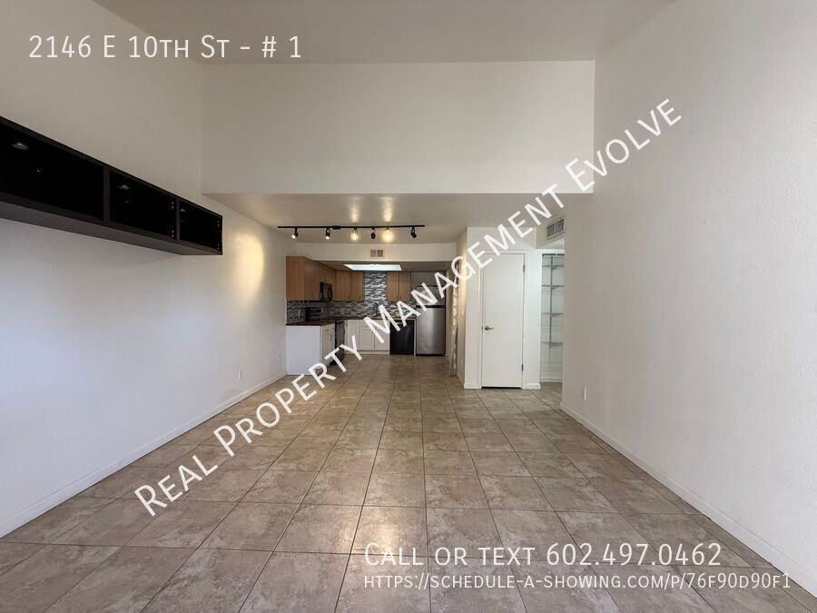 2146 E 10th St #1 - Photo 6 of 20