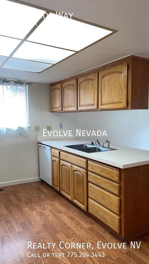 555 Ferol Way - Photo 7 of 24