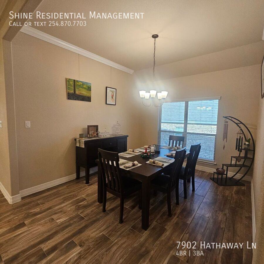 7902 Hathaway Ln - Photo 3 of 16