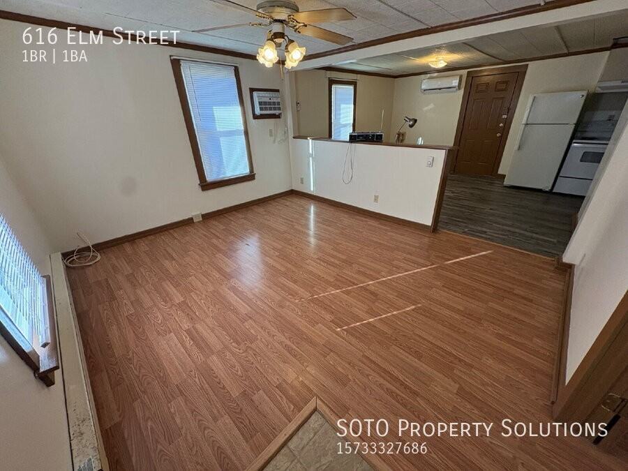 616 Elm St - Photo 3 of 9