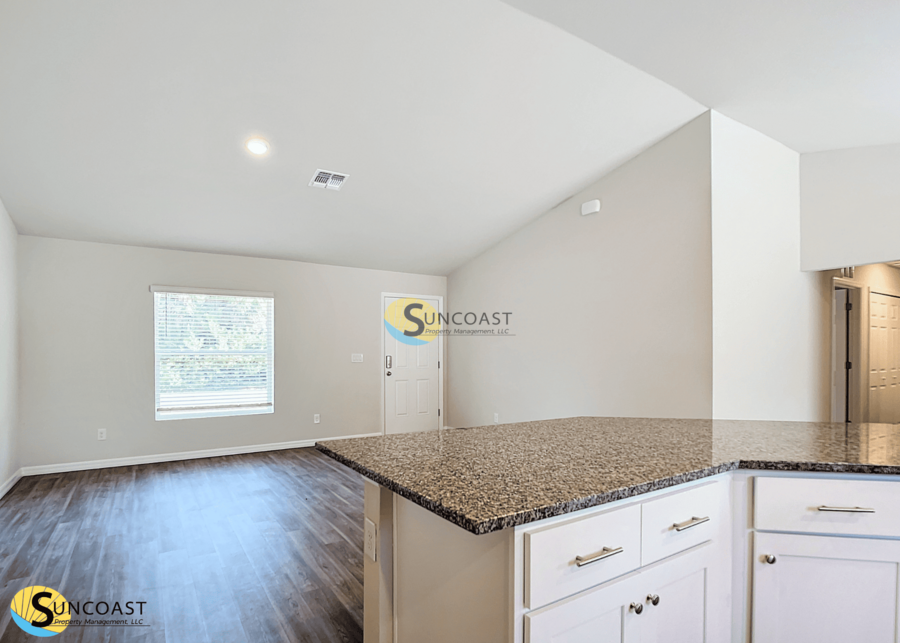 122 Nw 12th Pl - Photo 5 of 27