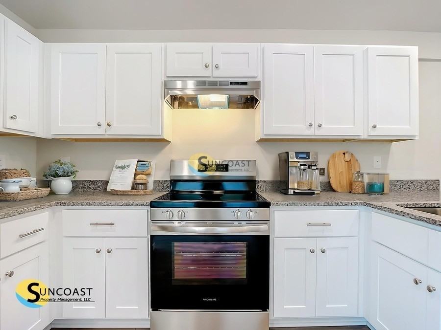 2112 Dorion St - Photo 6 of 16