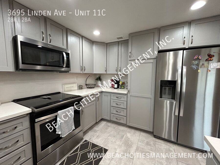 3695 Linden Ave #11C - Photo 6 of 48
