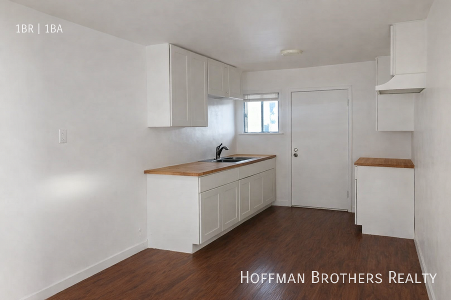 5547 1/2 Atlantic Ave #1-2 - Photo 3 of 8