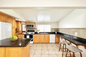 featured image of 5138 W 141st St #2