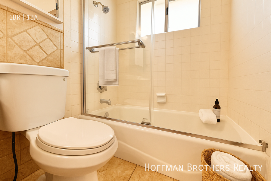 5138 W 141st St #2 - Photo 5 of 17