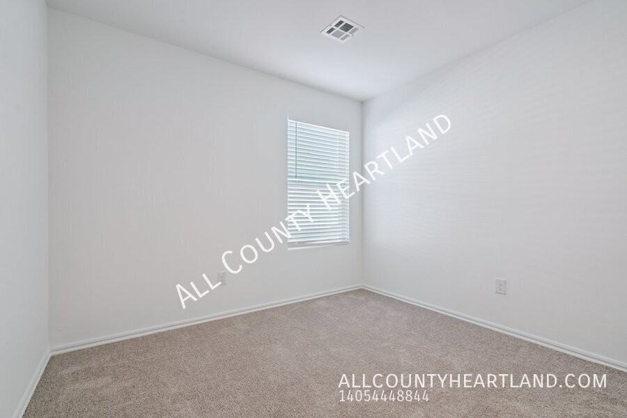 12112 Sw 36th St - Photo 7 of 13