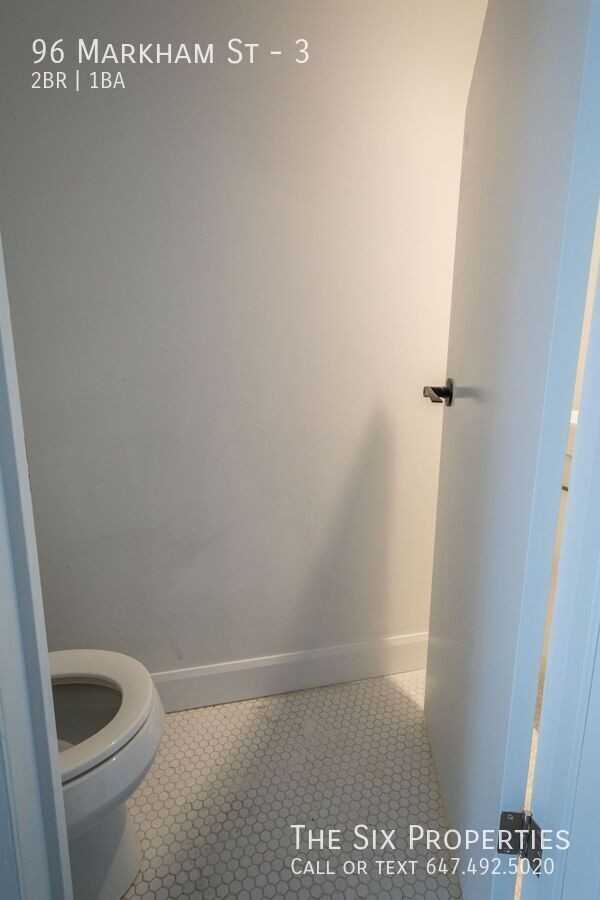 96 Markham St #3 - Photo 6 of 13
