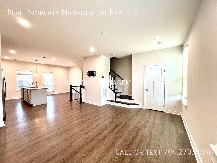 1609 Aspire St - Photo 5 of 16