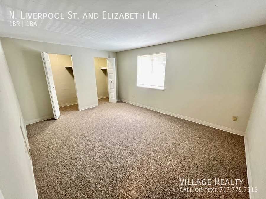 Liverpool & Elizabeth Ln. #C - Photo 7 of 43