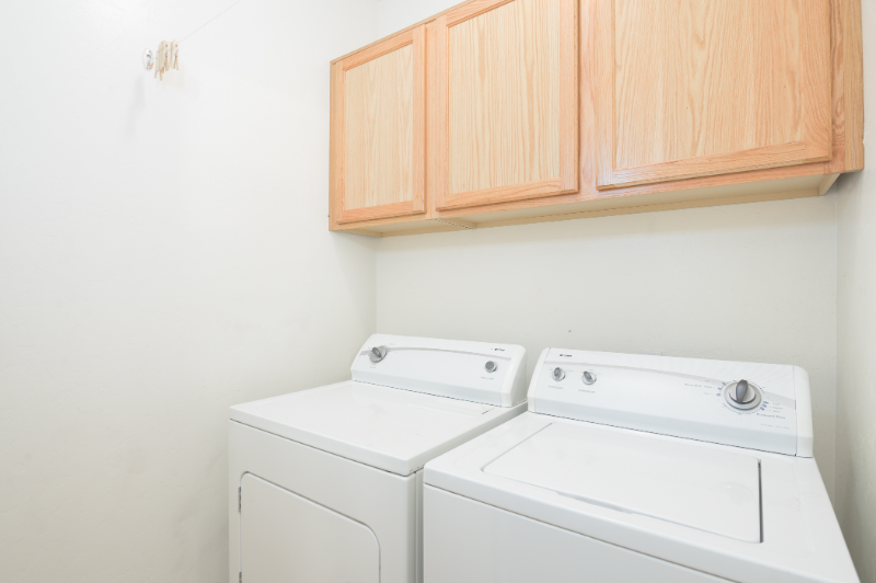 1312 E 8th St #2 - Photo 4 of 10