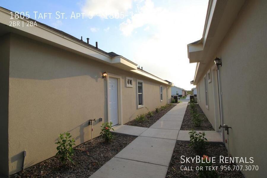 1805 W Taft St Apt 3 #1805-3TAFT - Photo 3 of 9