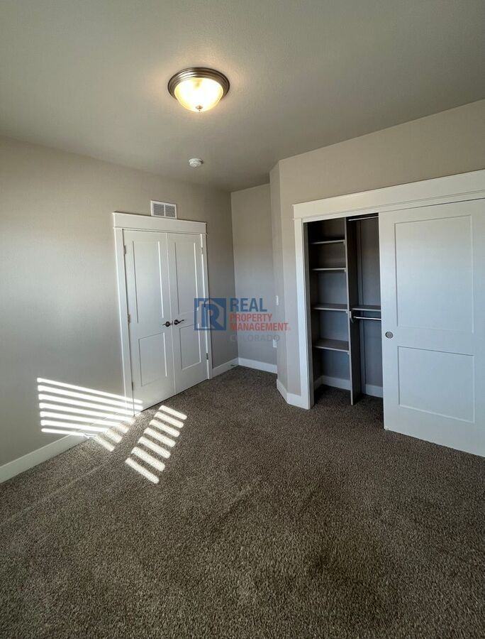 1912 Tidewater Ln - Photo 7 of 25