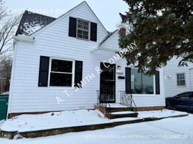 19609 Beverly Ave - Photo 1 of 1