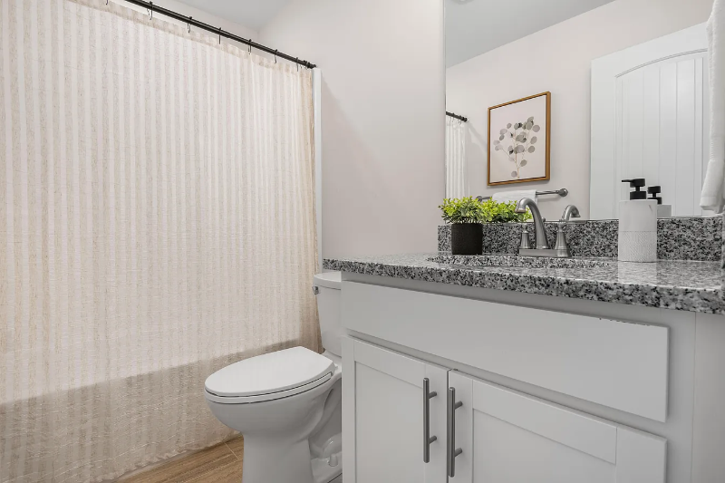 812 Aubrey Ave - Photo 6 of 19