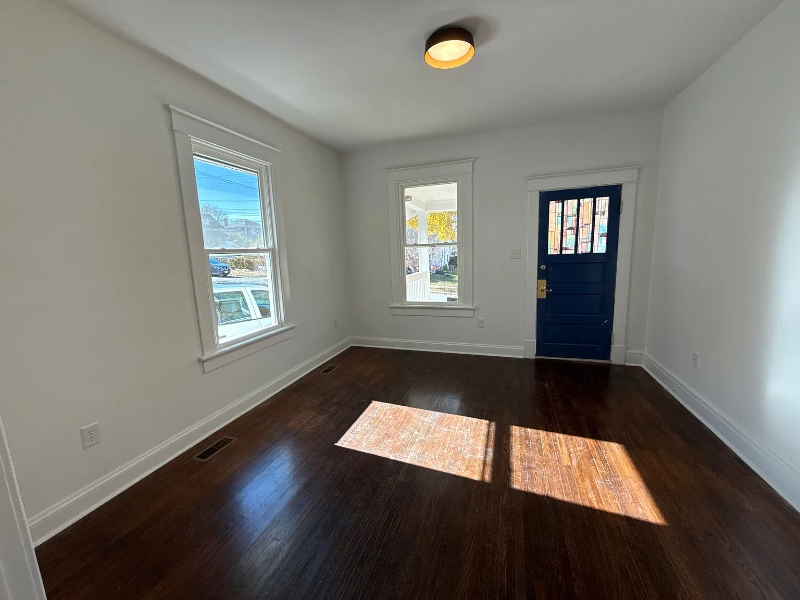 3424 Daniel Ave - Photo 3 of 8