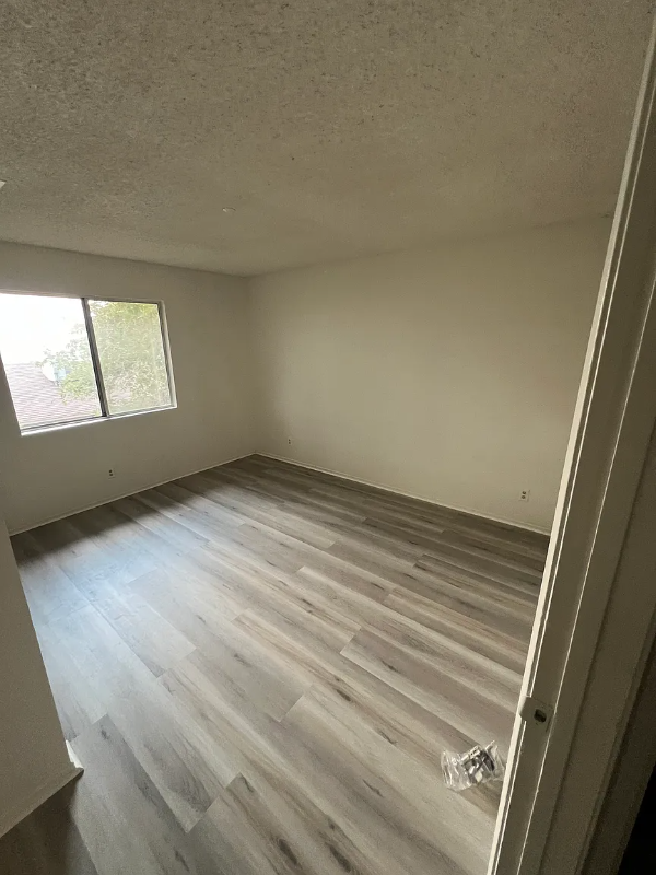 21369 Nisqually Rd #1 - Photo 7 of 12