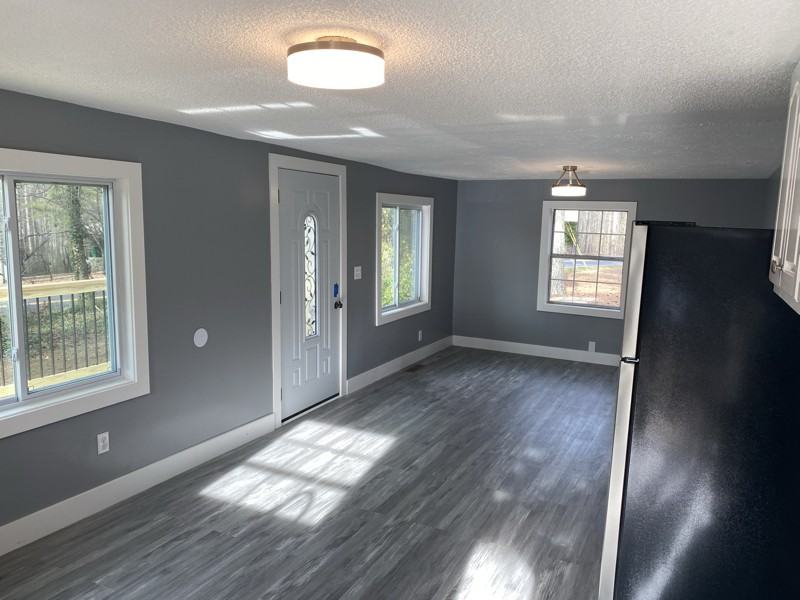 590 Mccurdy Rd - Photo 4 of 14