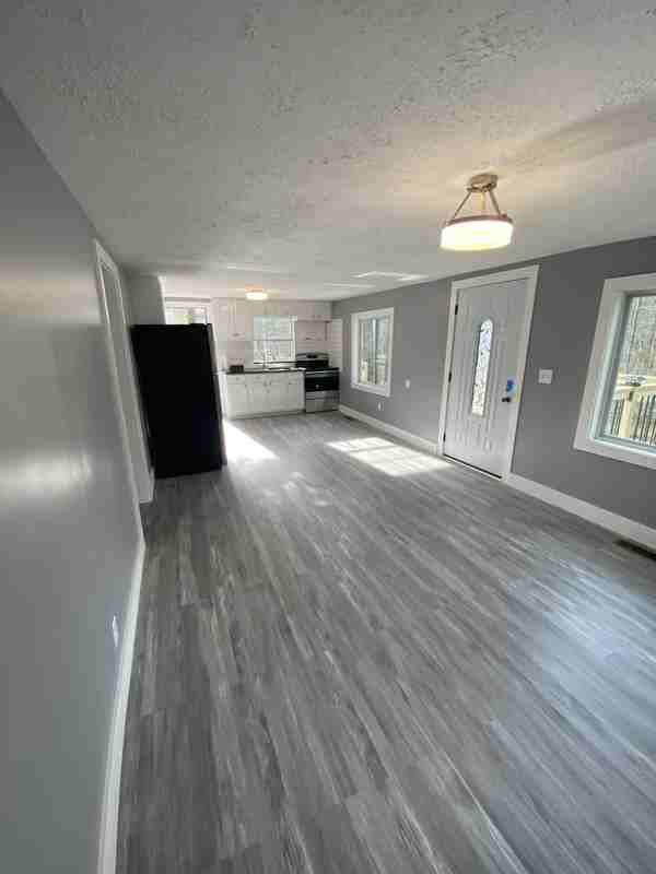 590 Mccurdy Rd - Photo 5 of 14