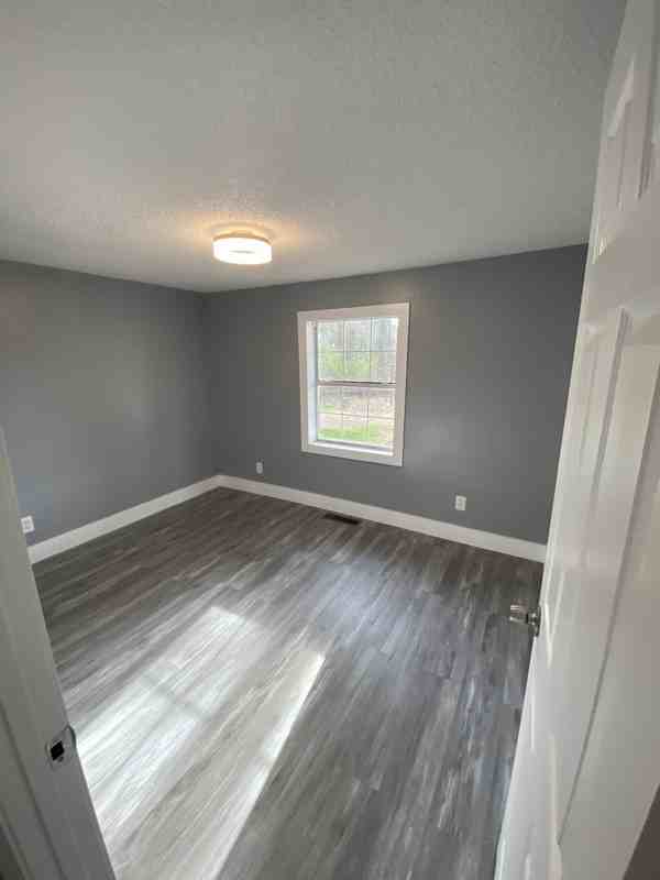 590 Mccurdy Rd - Photo 6 of 14