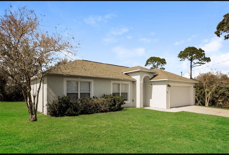 2241 Burlington St - Photo 2 of 15