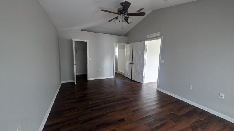 2241 Burlington St - Photo 4 of 15