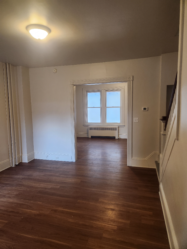 56 Green St - Photo 5 of 20