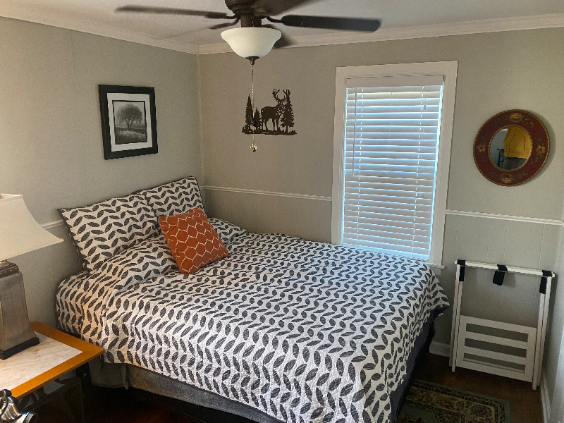 1237 E Pleasant Run Parkway South Dr - Photo 5 of 10