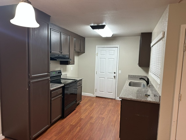 539 Purdue Dr - Photo 2 of 12