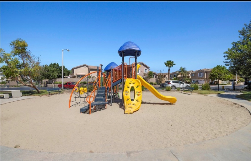 285 Midnight Moon Ln - Photo 3 of 14