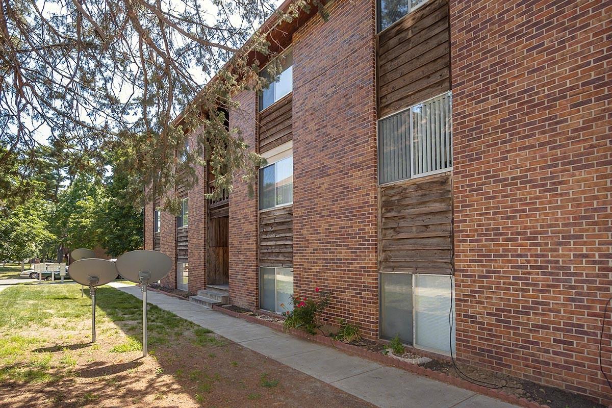 1612 C St #1 - Photo 3 of 16