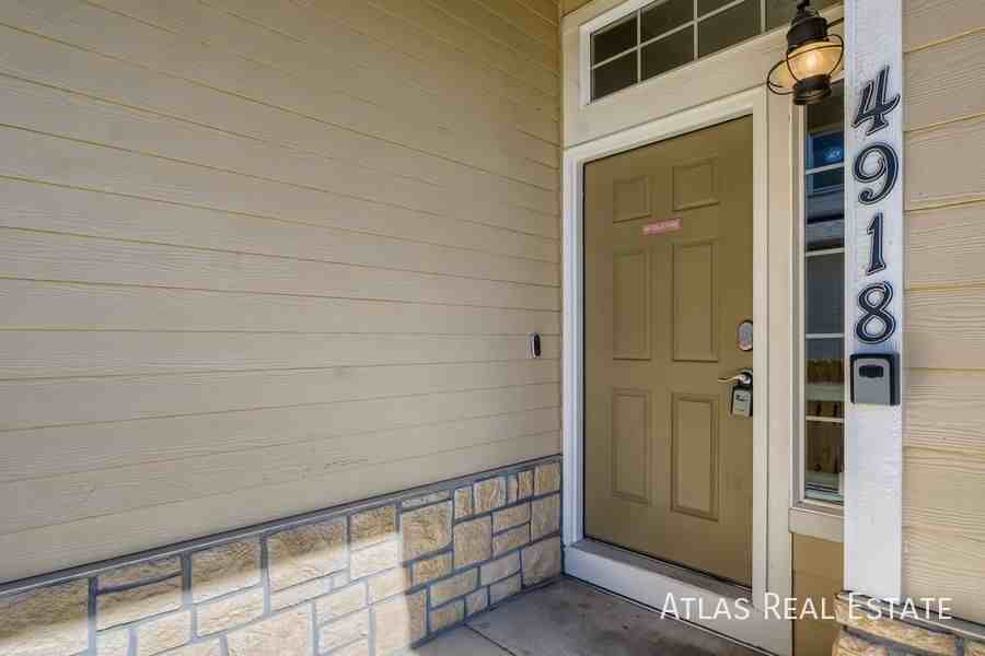 4918 Gami Way - Photo 3 of 33