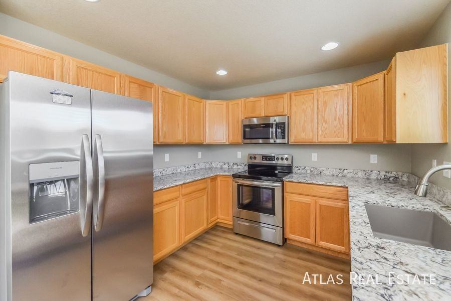 7325 Pearly Heath Rd - Photo 5 of 20