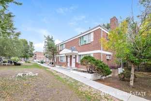 1861 W Mosier Pl #B - Photo 1 of 1