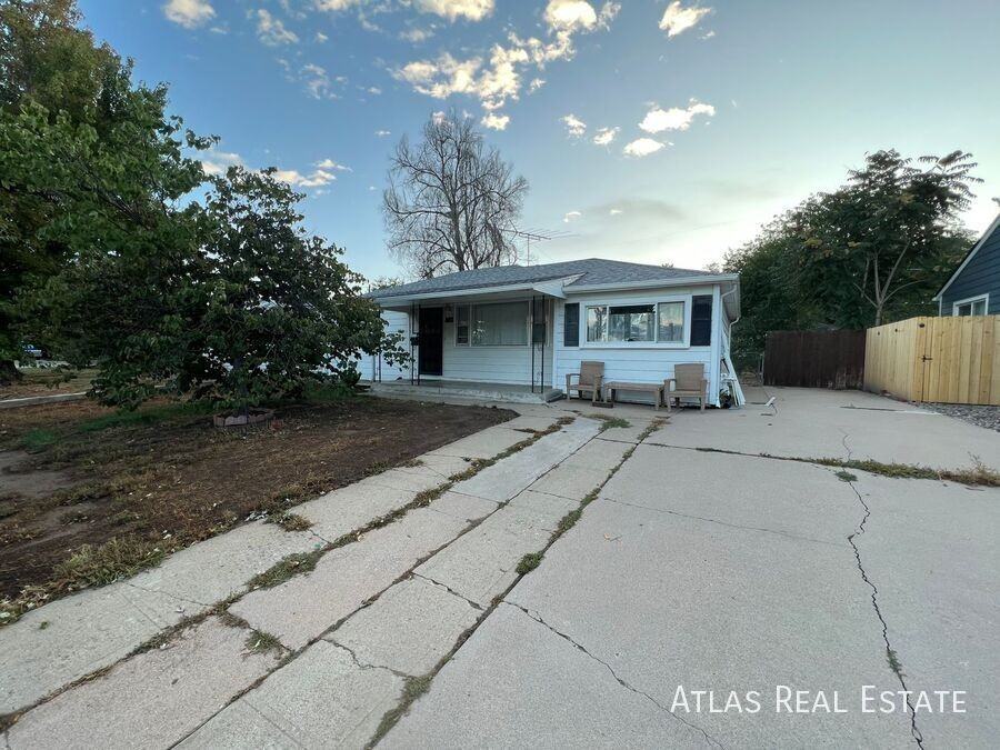 5110 S Pearl St - Photo 2 of 23