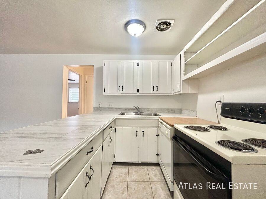 122-132 W Ida Avenue - Photo 2 of 16