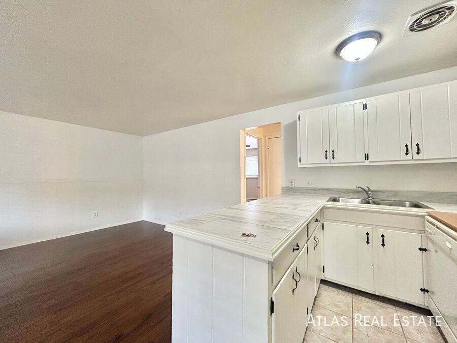 122-132 W Ida Avenue - Photo 3 of 16